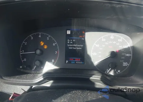 2024 Toyota Corolla Cross Le z USA, uszkodzony, nr VIN 7MUBAAAG8RV091350